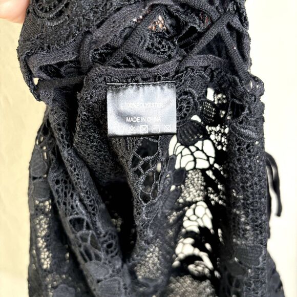 Melissa Odabash Lace Maxi Dress - Picture 4 of 8